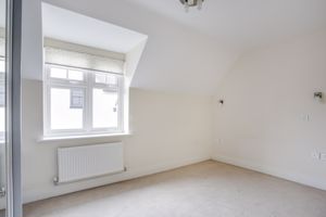 Main Bedroom- click for photo gallery